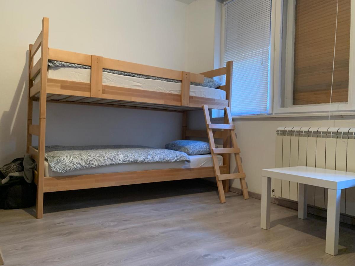 Private Rooms Belgrade Hostel Extérieur photo